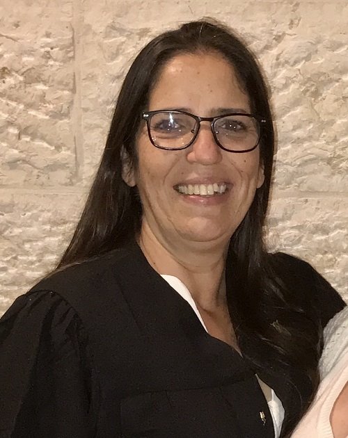 עו&quot;ד אפרת חורי הרוש 