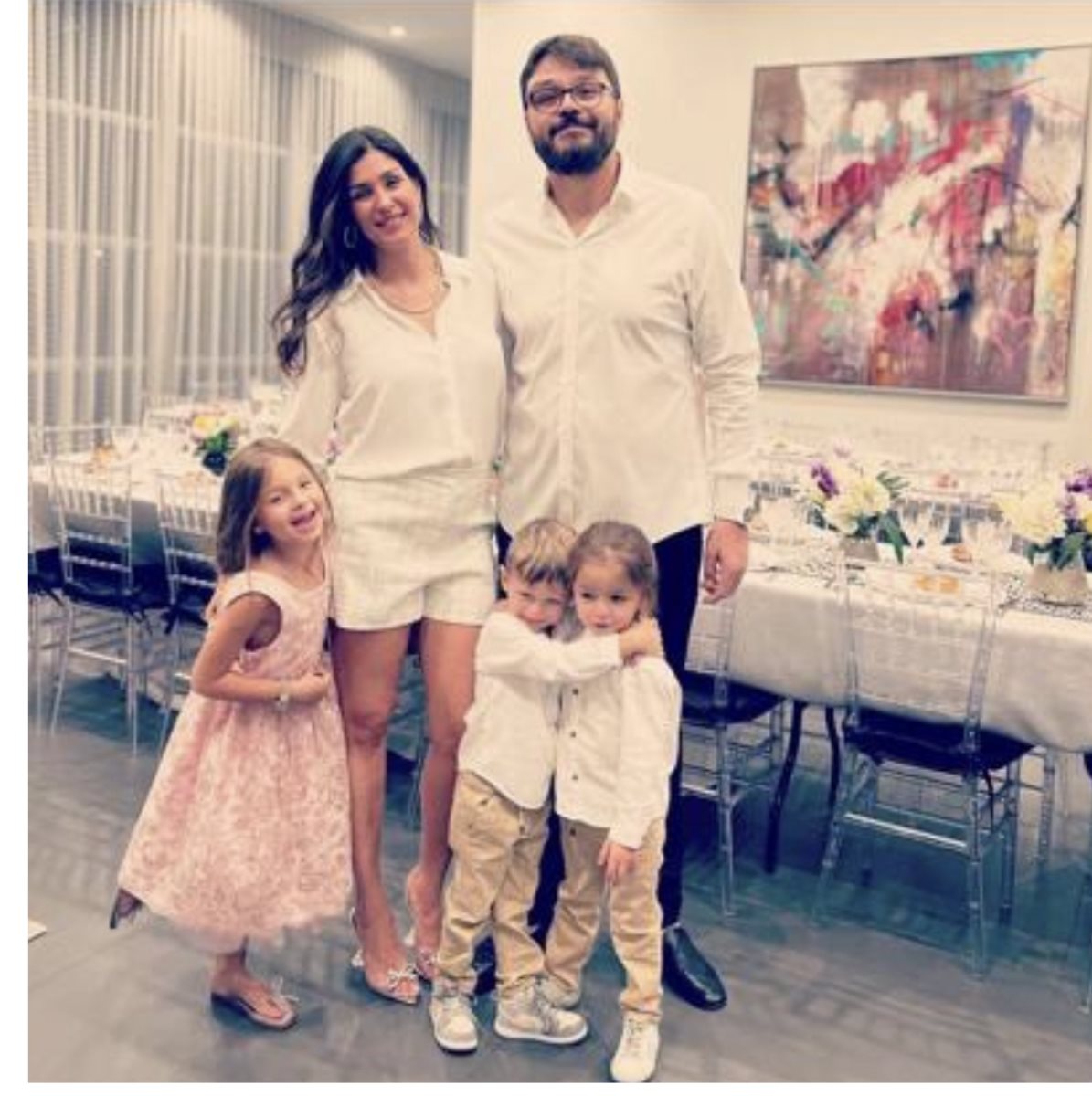 אמיל עם רעייתו וילדיו במיאמי 