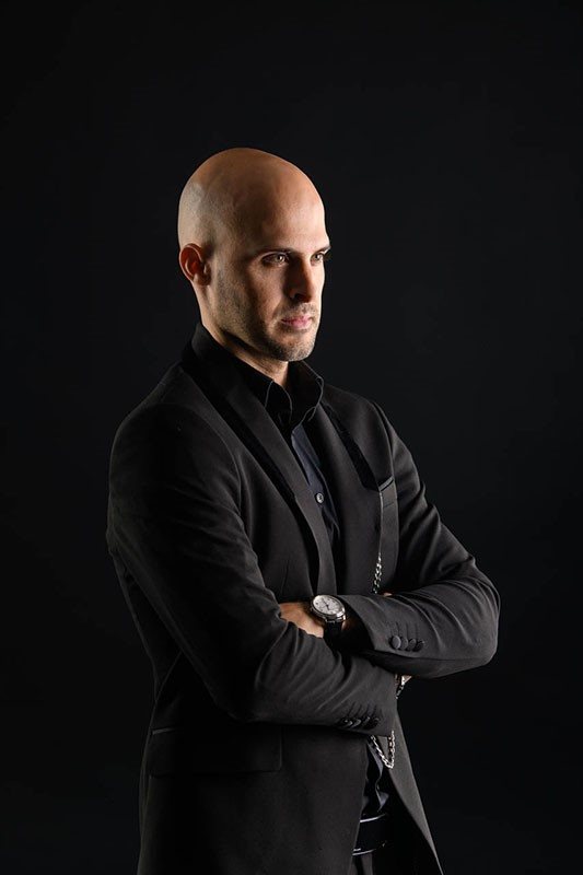 צילומי תדמית לאמן חושים