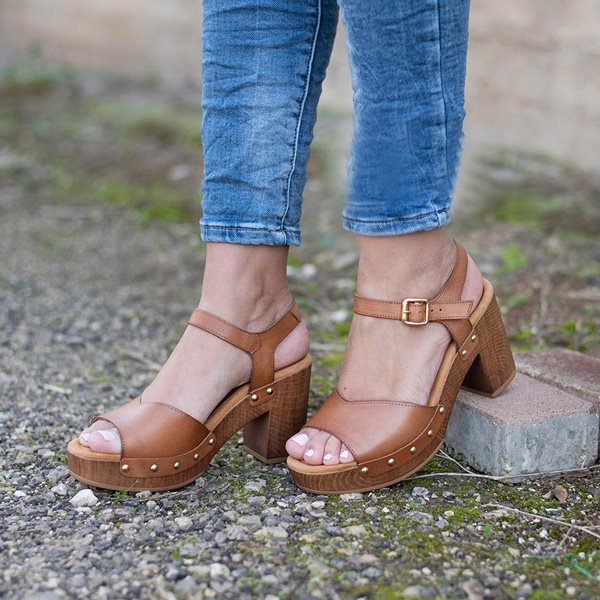 קרדיט לתמונות: שוז אנד הוז