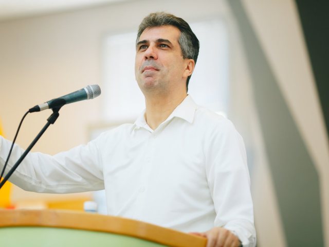 שר הכלכלה והמסחר,  אלי כהן, צילום: יחצ