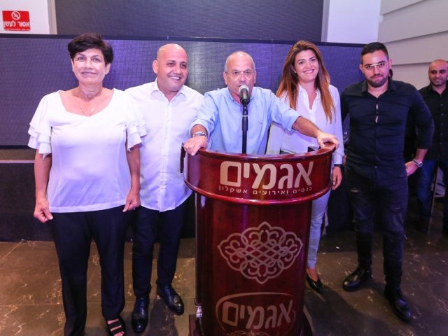 יח"צ