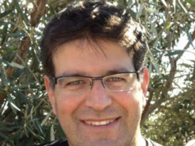 פייסבוק