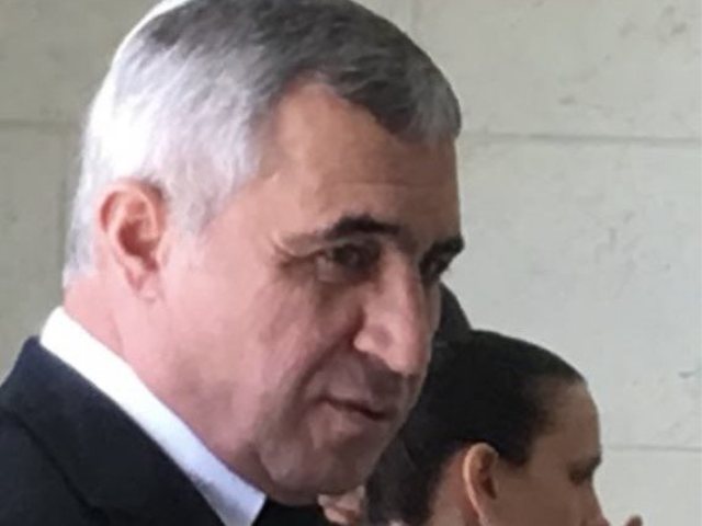אשר אוחיון 
