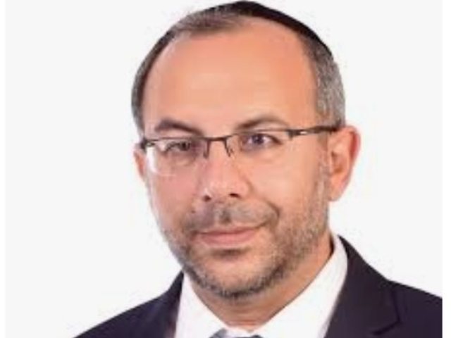 הרב יעקב אביטן שר הדתות