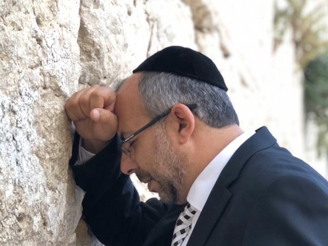 השר הרב יעקב אביטן 