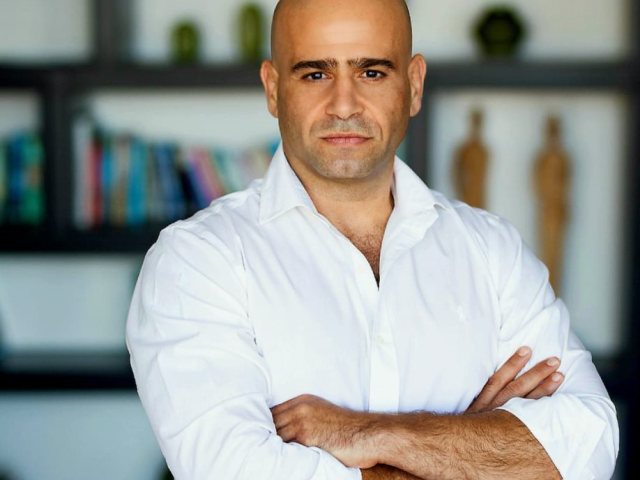 יח״צ